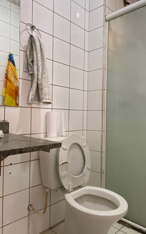 Apartamento para alugar com 60m², 2 quartos e 1 vaga Apartamento para alugar com 60m², 2 quartos e 1 vagaBanheiro social