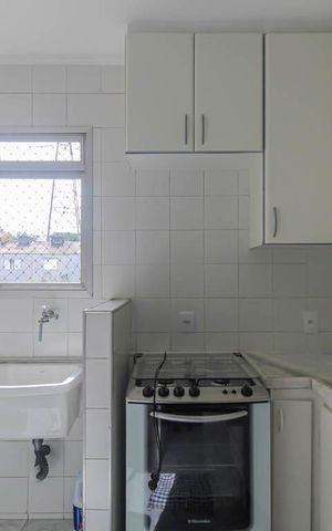 Apartamento para alugar com 50m², 2 quartos e 1 vaga Apartamento para alugar com 50m², 2 quartos e 1 vagaCozinha e Área de Serviço