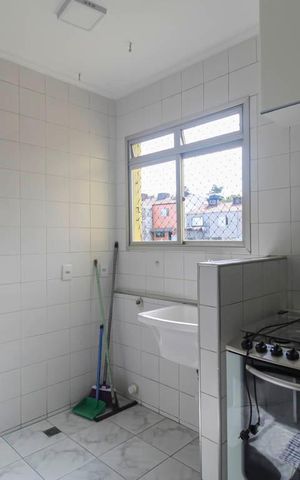 Apartamento para alugar com 50m², 2 quartos e 1 vaga Apartamento para alugar com 50m², 2 quartos e 1 vagaCozinha e Área de Serviço