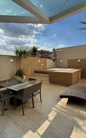 Apartamento à venda com 146m², 2 quartos e 2 vagasÁrea externa