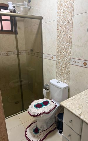 Casa à venda com 116m², 2 quartos e 2 vagas Casa à venda com 116m², 2 quartos e 2 vagasBanheiro 2