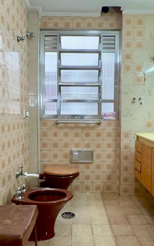 Apartamento à venda com 126m², 3 quartos e 2 vagas Apartamento à venda com 126m², 3 quartos e 2 vagasBanheiro