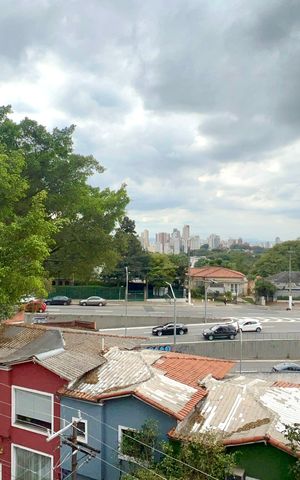 Apartamento à venda com 126m², 3 quartos e 2 vagas Apartamento à venda com 126m², 3 quartos e 2 vagasVista da varanda da sala
