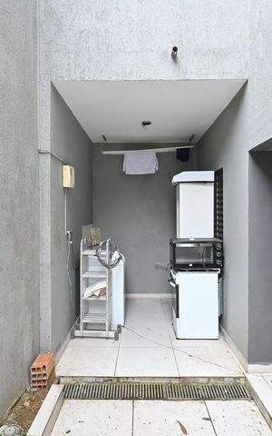 Casa para alugar com 690m², 6 quartos e 5 vagasÁrea de Serviço 