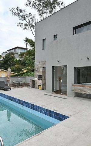 Casa para alugar com 690m², 6 quartos e 5 vagasPiscina