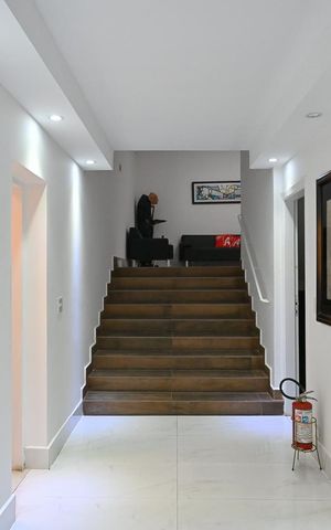 Casa para alugar com 690m², 6 quartos e 5 vagasHall Social