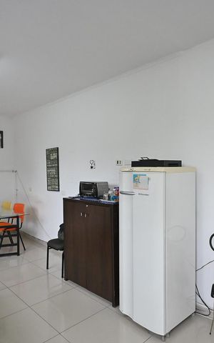 Casa para alugar com 690m², 6 quartos e 5 vagasCozinha