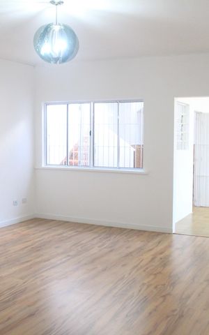 Casa para alugar com 180m², 3 quartos e 1 vagaSala