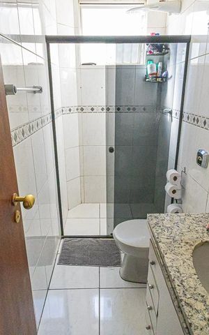 Apartamento à venda com 126m², 3 quartos e 2 vagas Apartamento à venda com 126m², 3 quartos e 2 vagasbanheiro