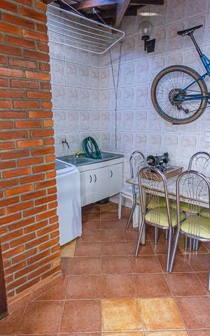 Apartamento à venda com 126m², 3 quartos e 2 vagas Apartamento à venda com 126m², 3 quartos e 2 vagasarea privativa e de serviço