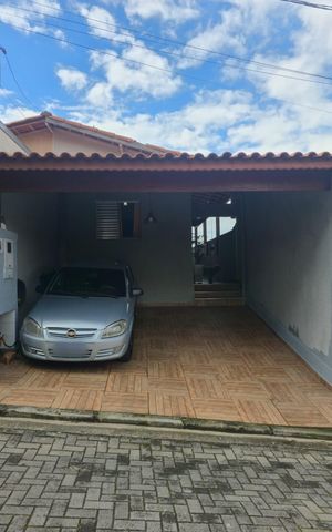 Casa de condomínio para alugar com 170m², 2 quartos e 2 vagas Casa de condomínio para alugar com 170m², 2 quartos e 2 vagasGaragem