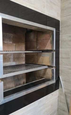 Casa de condomínio para alugar com 170m², 2 quartos e 2 vagas Casa de condomínio para alugar com 170m², 2 quartos e 2 vagasÁrea de Serviço e churrasqueira
