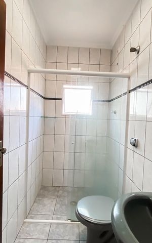 Casa para alugar com 150m², 3 quartos e 2 vagas Casa para alugar com 150m², 3 quartos e 2 vagasBanheiro
