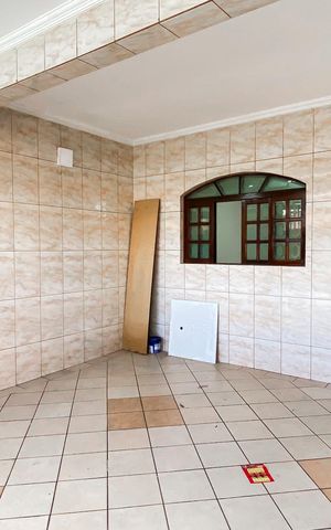 Casa para alugar com 150m², 3 quartos e 2 vagas Casa para alugar com 150m², 3 quartos e 2 vagasGaragem