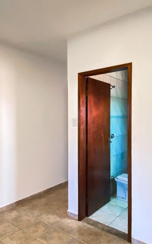 Casa para alugar com 150m², 3 quartos e 2 vagas Casa para alugar com 150m², 3 quartos e 2 vagasSuite