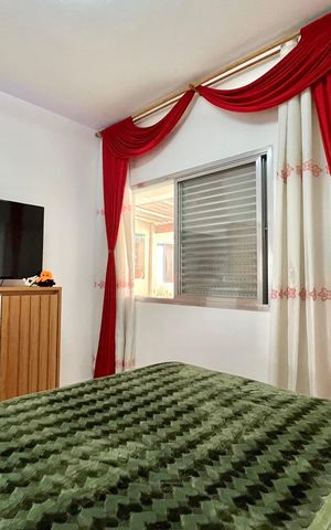 Casa à venda com 638m², 8 quartos e 4 vagas Casa à venda com 638m², 8 quartos e 4 vagasSuite 2 - Casa 1