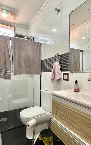 Casa à venda com 638m², 8 quartos e 4 vagas Casa à venda com 638m², 8 quartos e 4 vagasBanheiro Corredor - Casa 2