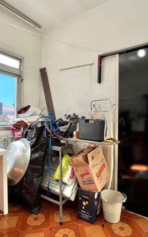 Casa à venda com 638m², 8 quartos e 4 vagas Casa à venda com 638m², 8 quartos e 4 vagasQuarto 3 - Casa 2