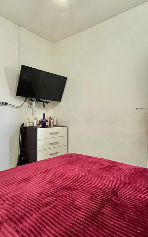 Casa à venda com 638m², 8 quartos e 4 vagas Casa à venda com 638m², 8 quartos e 4 vagasSuite - Casa 2