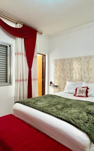 Casa à venda com 638m², 8 quartos e 4 vagas Casa à venda com 638m², 8 quartos e 4 vagasSuite 2 - Casa 1