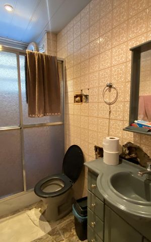 Apartamento para alugar com 50m², 2 quartos e 1 vaga Apartamento para alugar com 50m², 2 quartos e 1 vagaBanheiro social
