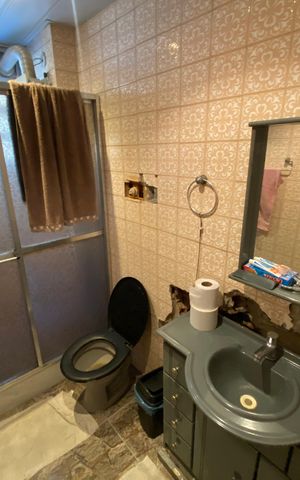 Apartamento para alugar com 50m², 2 quartos e 1 vaga Apartamento para alugar com 50m², 2 quartos e 1 vagaBanheiro social