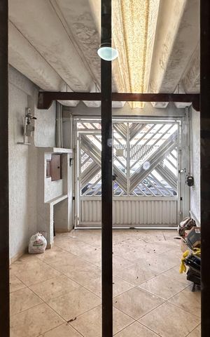 Casa à venda com 92m², 2 quartos e 1 vaga Casa à venda com 92m², 2 quartos e 1 vagaVista da Sala