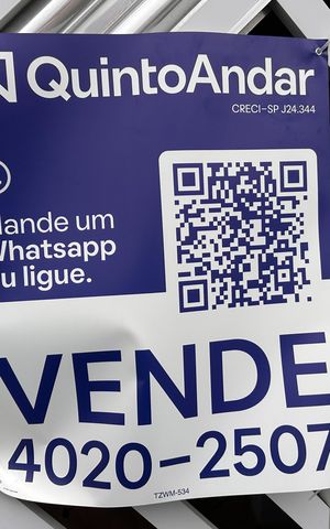 Casa à venda com 92m², 2 quartos e 1 vaga Casa à venda com 92m², 2 quartos e 1 vagaPlaca