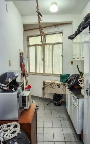 Casa à venda com 253m², 4 quartos e 6 vagas Casa à venda com 253m², 4 quartos e 6 vagasÁrea de Serviço