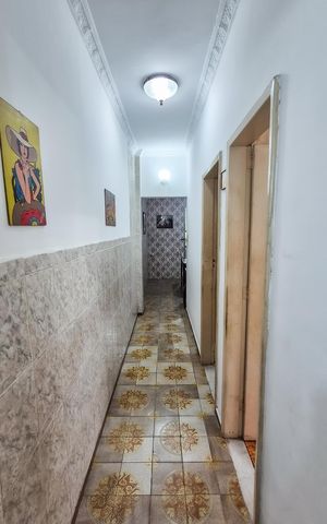 Casa à venda com 253m², 4 quartos e 6 vagas Casa à venda com 253m², 4 quartos e 6 vagasCorredor
