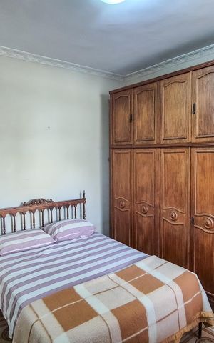Casa à venda com 253m², 4 quartos e 6 vagas Casa à venda com 253m², 4 quartos e 6 vagasQuarto 3