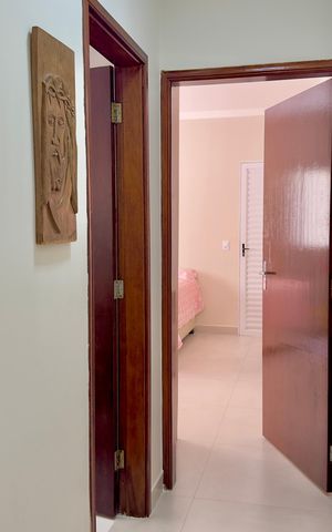 Casa à venda com 249m², 5 quartos e 2 vagas