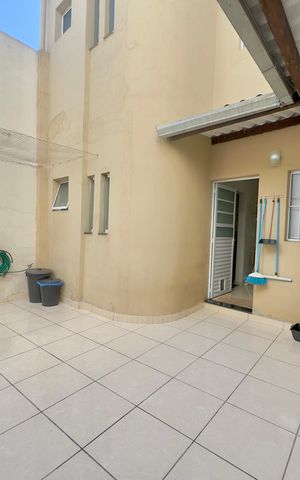 Casa à venda com 249m², 5 quartos e 2 vagas