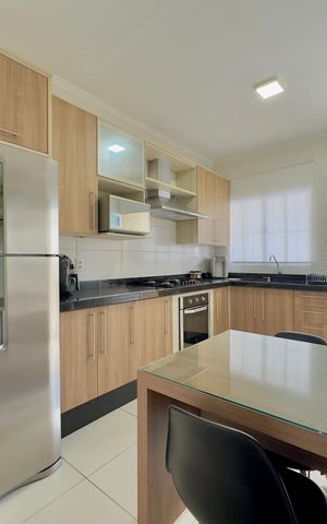 Casa à venda com 249m², 5 quartos e 2 vagas