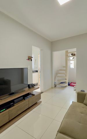 Casa à venda com 249m², 5 quartos e 2 vagas