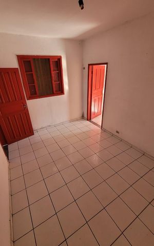 Casa à venda com 240m², 2 quartos e 2 vagas Casa à venda com 240m², 2 quartos e 2 vagasQuarto