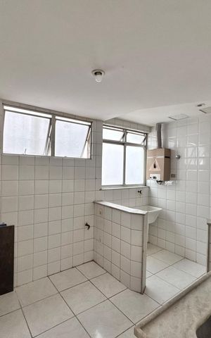 Apartamento à venda com 81m², 3 quartos e 1 vaga Apartamento à venda com 81m², 3 quartos e 1 vagaCozinha e Área de Serviço
