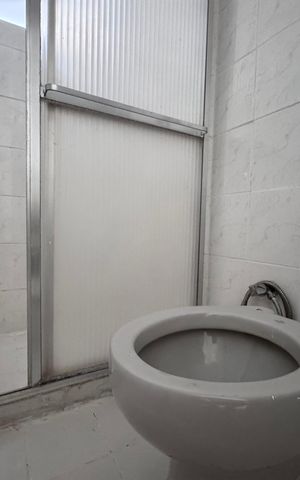 Apartamento à venda com 81m², 3 quartos e 1 vaga Apartamento à venda com 81m², 3 quartos e 1 vagaSuíte 1 - Banheiro