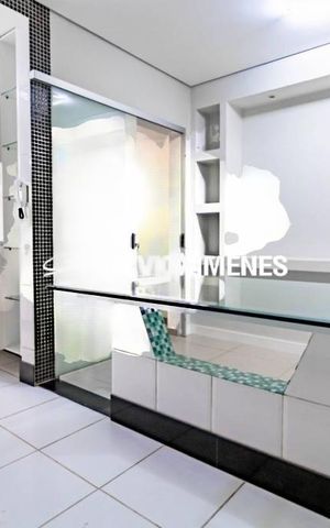 Apartamento à venda com 226m², 4 quartos e 1 vaga