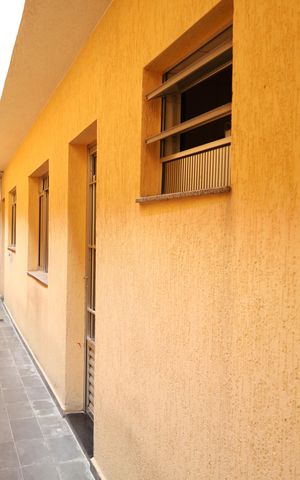 Casa para alugar com 69m², 2 quartos e sem vagaCorredor