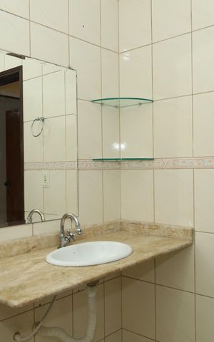 Casa para alugar com 69m², 2 quartos e sem vagaBanheiro