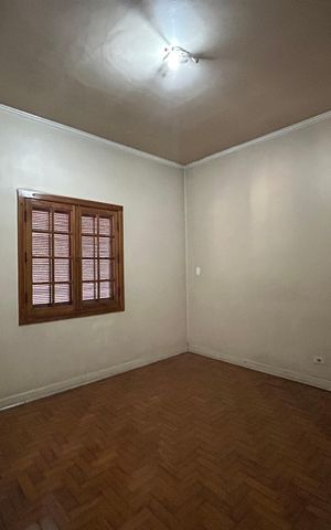 Casa para alugar com 167m², 3 quartos e sem vaga Casa para alugar com 167m², 3 quartos e sem vagaQuarto 4