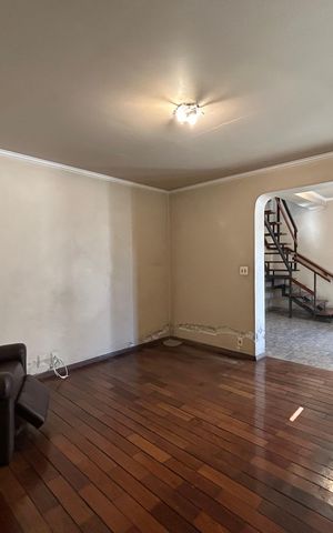 Casa para alugar com 167m², 3 quartos e sem vaga Casa para alugar com 167m², 3 quartos e sem vagaQuarto 1