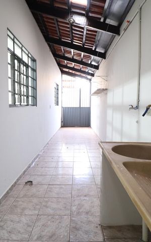 Casa para alugar com 50m², 2 quartos e sem vagaÁrea de Serviço