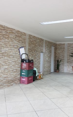 Casa à venda com 160m², 3 quartos e 3 vagasGaragem