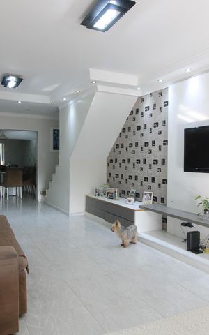 Casa à venda com 160m², 3 quartos e 3 vagasSala