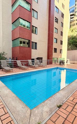 Apartamento à venda com 180m², 4 quartos e 3 vagasÁrea comum - Piscina