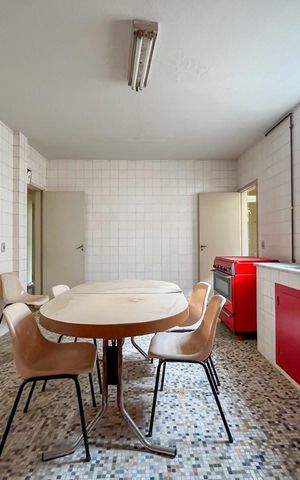 Apartamento à venda com 239m², 3 quartos e 1 vaga Apartamento à venda com 239m², 3 quartos e 1 vagaCozinha