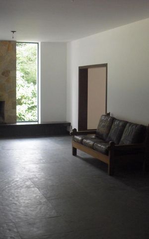 Casa para alugar com 10m², 7 quartos e 6 vagas Casa para alugar com 10m², 7 quartos e 6 vagasSala