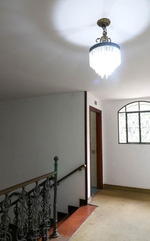 Casa para alugar com 10m², 7 quartos e 6 vagas Casa para alugar com 10m², 7 quartos e 6 vagasHall
